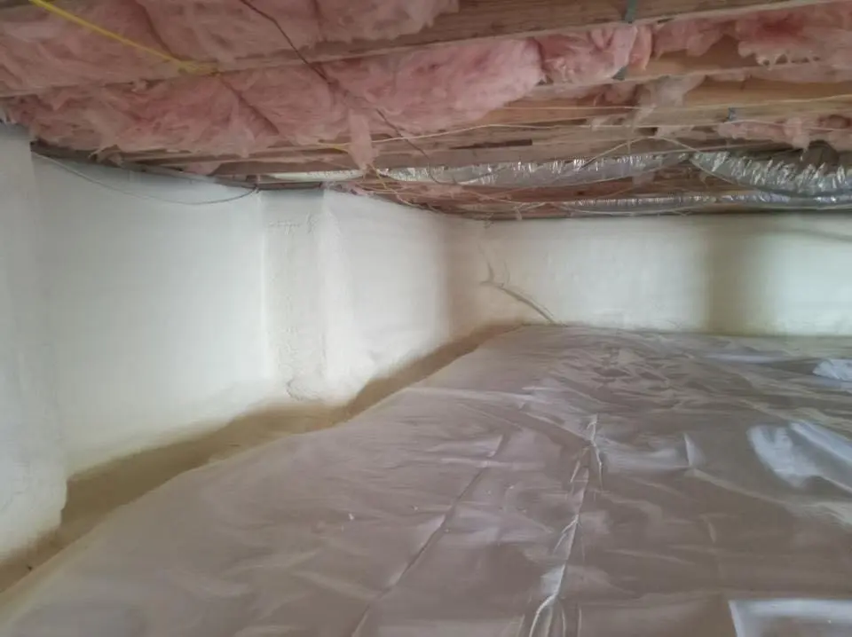 Crawl space encapsulation with closed-cell spray foam for Spray Foam Roofing in Richmond Heights
